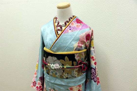 振袖用刺繍衿・日産呉服・和田甚