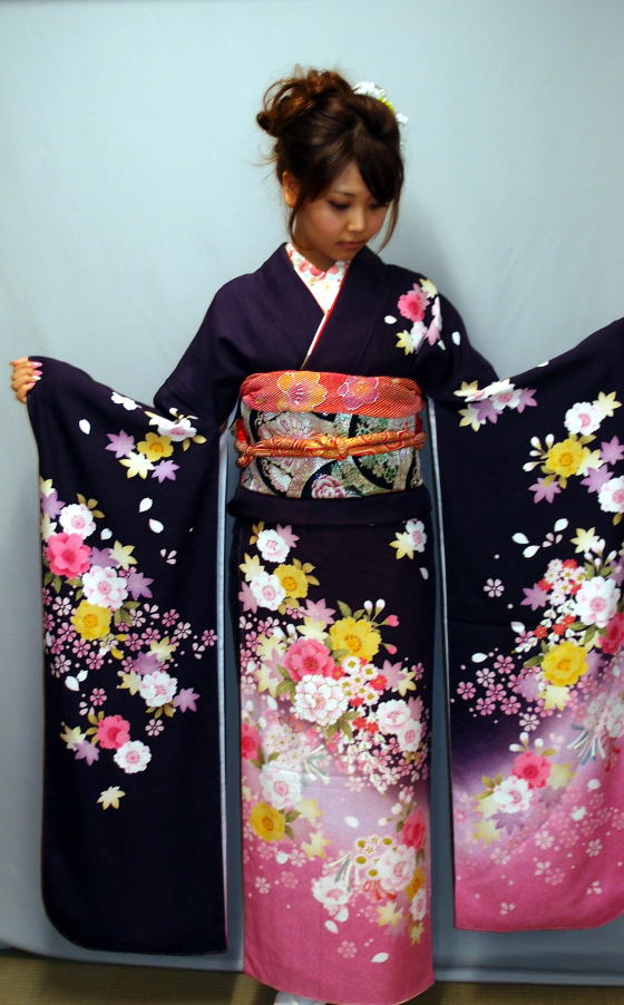 正絹刺繍入り京友禅振袖、紫/ピンク【tr-140】|振袖レンタル|大阪、日産呉服・都島店