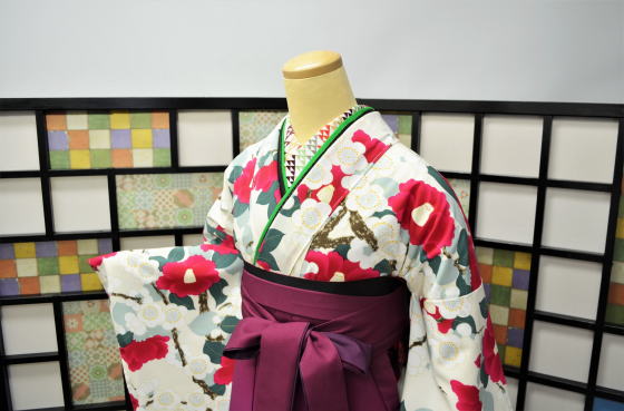 京都老舗染色「岡重」のオリジナル袴用着物【hro-1001_white】|レンタル袴|大阪、日産呉服・和田甚 京都老舗染色「岡重」のオリジナル袴用着物【hro-1001_white】|レンタル袴|大阪、日産呉服・和田甚