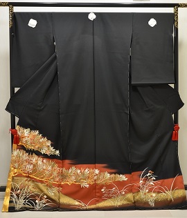 正絹最高級手描き京友禅、金駒刺繍黒留袖【trn-029】オーダー 正絹最高級手描き京友禅、金駒刺繍黒留袖【trn-029】オーダー