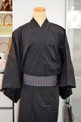 高級浴衣レンタル&着付・ヘアー|大阪、日産呉服&和田甚・地下鉄都島店 高級浴衣レンタル&着付・ヘアー|大阪、日産呉服&和田甚・地下鉄都島店