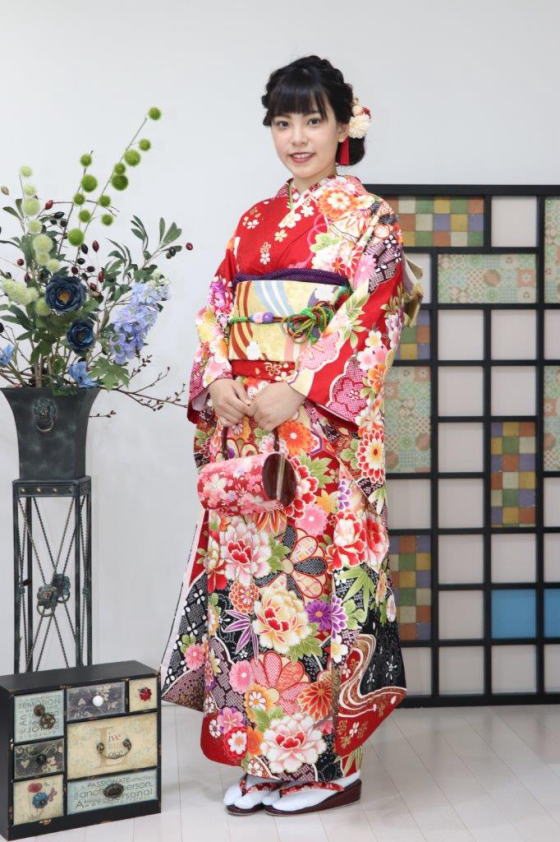 振袖前撮り&フォト成人式・着付け&ヘアー&メイク・創作髪飾り|振袖レンタル・写真撮影|大阪、日産呉服・和田甚 振袖前撮り&フォト成人式・着付け&ヘアー&メイク・創作髪飾り|振袖レンタル・写真撮影|大阪、日産呉服・和田甚
