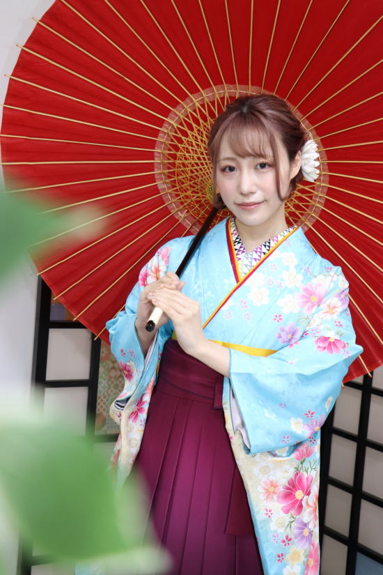 フォトスタジオ（写真スタジオ）：WadajiNの袴フォト|大阪・日産呉服・和田甚