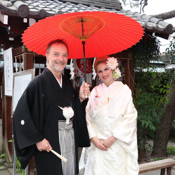 和婚、フォトウエディング(フォトブライダル)神社出張プラン・着付け&ヘアー&メイク・写真撮影・創作髪飾り|レンタル白無垢・色打ち掛け・黒紋付き|大阪、日産呉服・和田甚 和婚、フォトウエディング(フォトブライダル)神社出張プラン・着付け&ヘアー&メイク・写真撮影・創作髪飾り|レンタル白無垢・色打ち掛け・黒紋付き|大阪、日産呉服・和田甚
