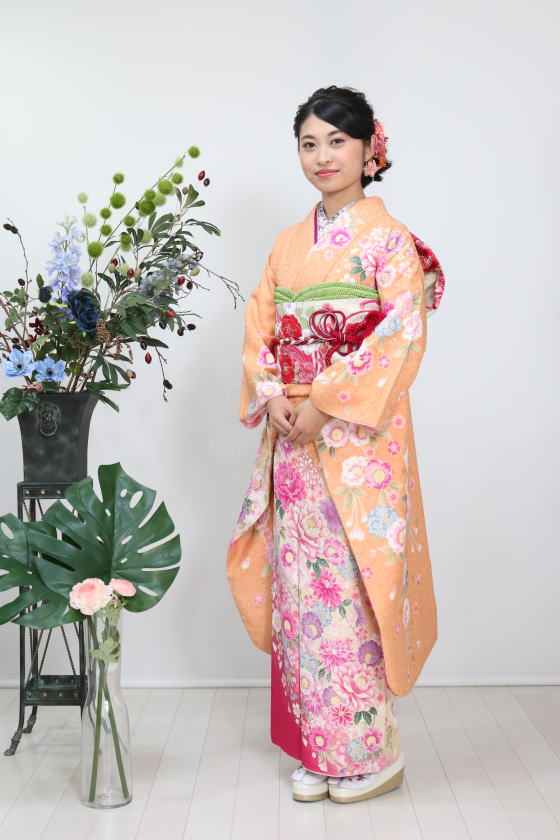 振袖フォト成人式・着付け＆ヘアー＆メイク・創作髪飾り|振袖レンタル・写真撮影|大阪、日産呉服・和田甚