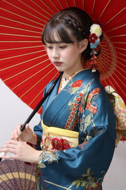 振袖フォト成人式・着付け＆ヘアー＆メイク・創作髪飾り|振袖レンタル|大阪、日産呉服・和田甚