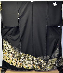 正絹最高級・山口美術織物謹製・縫取り総刺繍黒留袖【TRN-2018】大阪都島、日産呉服・和田甚 正絹最高級・山口美術織物謹製・縫取り総刺繍黒留袖【TRN-2018】大阪都島、日産呉服・和田甚